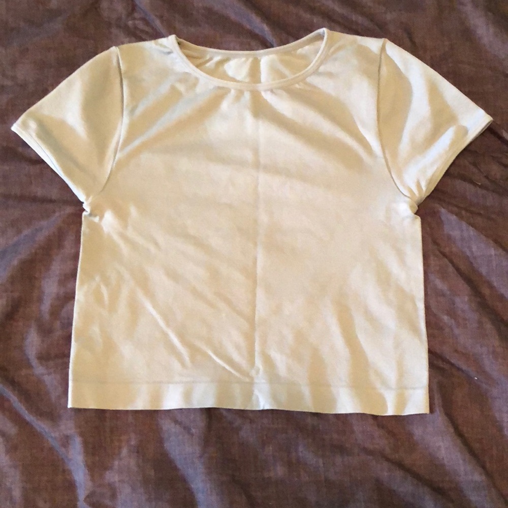 Small workout top from Astoria